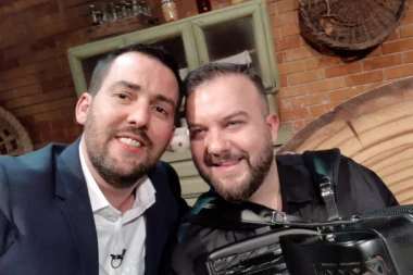 Istorijsko gostovanje: Borko dobio priznanje od RTS-a!