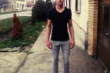 Otac mladića čije je telo pronađeno u lokvi krvi van sebe: Ne isključujem da je moj sin ubijen