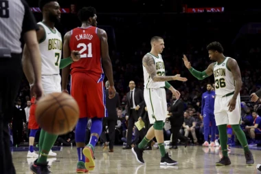 NE POMAŽE NI PERFEKTNI BOBI: Boston utišao Filadelfiju!