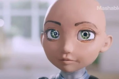 Poznati robot Sofija dobila je još jednog "člana porodiuce"!