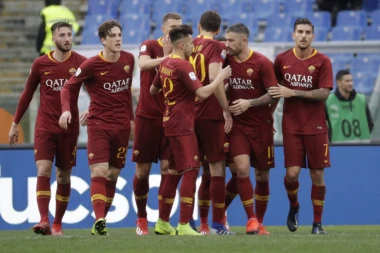 KOLAROV NA STUBU SRAMA: O OVOJ BRUCI kapitena Srbije GRMI cela Italija!