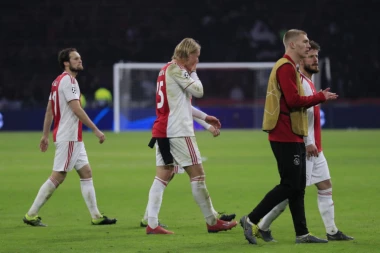 (VIDEO) Tadić je kriv! UEFA reagovala zbog (ne)pravedno poništenog gola!