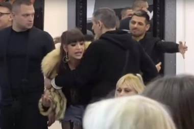 Miljana bacila šolju i unosila se Mariji u lice: Kulićeva skočila na majku!