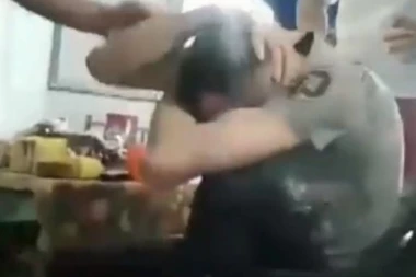 Silovaćemo te do kraja robije! Belivukovi vojnici prebili mladića u zatvoru u Beču?!