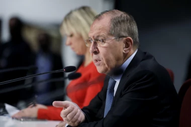 Lavrov uveren: SAD će priznati izbore u Ukrajini
