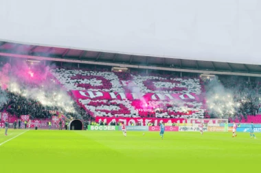 ZVEZDA DUPLO  GLEDANIJA OD CELE LIGE!