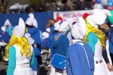 (VIDEO) Svetski rekord: Najveće okupljanje štrumpfova na svetu