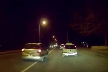 (VIDEO) Majstori, vidite li punu liniju?! Snimak bahate vožnje šokirao Beograđane