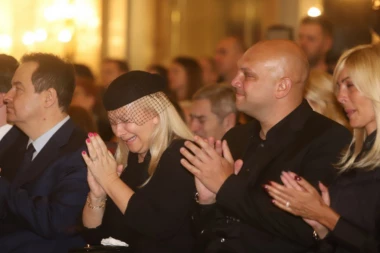 Potresne scene kidale dušu: Šabanova udovica skrhana bolom, grcala u suzama!