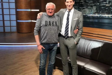 Pretili mu pištoljima, pa mu oteli devojku: Era prepričao stravične detalje sa snimanja spota za pesmu „Pauk“!