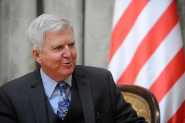 U KLINČU! Skot odbrusio hejterima sa Tvitera: Hranili su me govnima, ali to je moj posao!