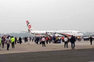 Ubijen muškarac koji je pokušao otmicu aviona na letu za Dubai