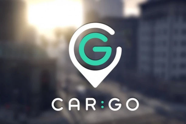 Krov nad glavom umesto doma na četiri točka: CarGo obezbedio stan i posao majci i sinu koji su živeli u kolima na pumpi