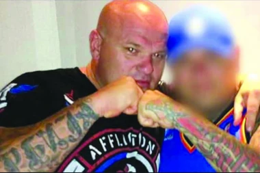 Ovo je devojka srpskog narko-bosa Ivana Tešića: Njoj poslao poruku posle koje su ga uhapsili