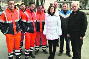 RADNICI "ČISTOĆE" PRIČAJU KAKO SU IH LINČOVALI ĐILASOVI JURIŠNICI: Njih 100 zverski napalo nas 15!