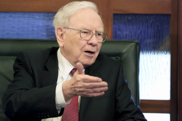 Prodao akcije na brzinu! "Prorok" Bafet oseća da se nešto sprema