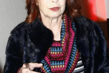 "Sinoć sam bila uznemirena, mnogo sam plakala": Zavirite u dnevnik Nede Arnerić za koji niko nije znao!