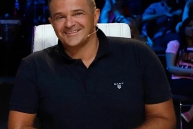 (FOTO) FRAJERČINE DO BOLA: Ovi lepotani su sinovi Dragana Brajovića Braje!