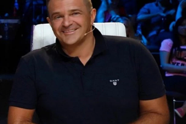 (FOTO) FRAJERČINE DO BOLA: Ovi lepotani su sinovi Dragana Brajovića Braje!