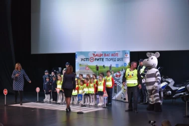 Nastavak akcije:  "Đaci vas mole, usporite pored škole"