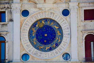 Da li ste znali da postoji i 13. horoskopski znak? Proverite da li ste baš vi Zmijonosac i šta to znači!