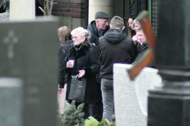 (FOTO) Sahranjen ubica predsednika AMSS!