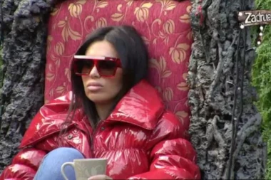 Zvocala Luni zbog ponašanja, a sada je isplivao Stanijin eksplicitni stimak iz mladosti!