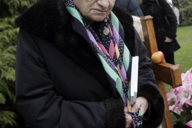 Bankarka kupila slobodu papirima koje je sklonila: Borka Vučić sakrila tajnu velike pljačke!