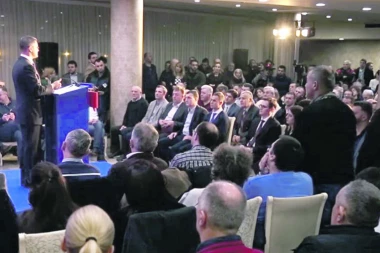 Neviđeni licemer: Jutka radio za Jeremića