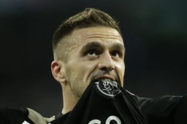 EKIP: SAMO JE TADIĆ  bolji od strašnog Ronalda