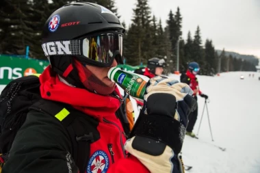 Imlek i brend Balans+ podržali su tradicionalnu noćnu ski cross trku na Kopaoniku