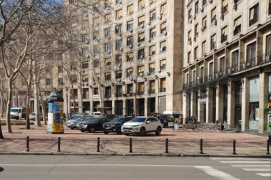 OPET ZATVOREN CENTAR: Blokada od 6.00 do 15.00, izmene na 10 linija prevoza zbog filmadžija, ali ima alternativa