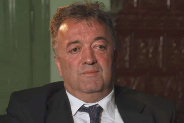 Veštaci potvrdili da je Jutka slao poruke Mariji Lukić! Presuda pre izbora