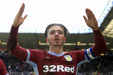 Žestoka kazna za kapitena Aston Vile!