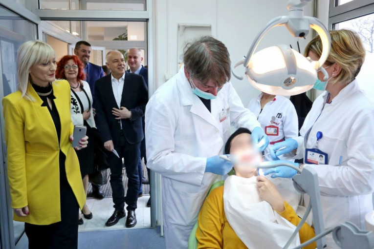 Gradonačelnik obišao Dom zdravlja Voždovac: Nabavljamo nove rendgen aparate