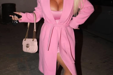 (VIDEO) BLAM LEVEL BESKONAČNO: Pojavio se snimak Dare Bubamare na internetu koji dovodi do suza!