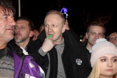 Lista za odstrel: Đilas i Boško bi da gase medije i linčuju novinare