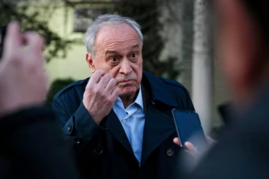 VELIKA ČAST ZA PREDSEDNIKA PARTIZANA: Patrijarh Miloradu Vučeliću uručio Orden Svetog Save!