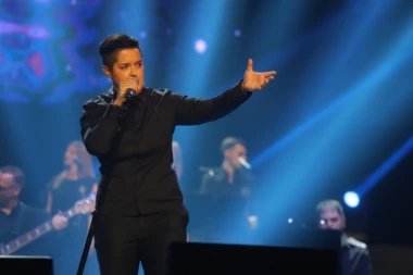 (FOTO) Marija Šerifović zbog nje prekinula koncert: Kada je ugledala odmah je uletela u publiku!