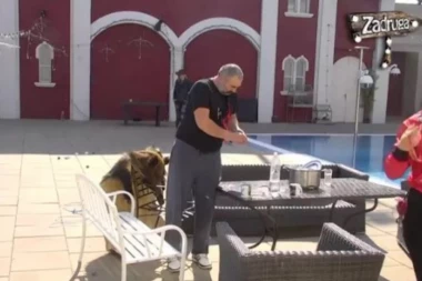 (VIDEO) Zadrugari čestitali Mikiju rođendan na nesvakidašnji način!