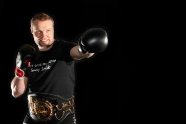 KIK-BOKS SPEKTAKL: Neprikosnoveni K-1 šampion Semi Šilt u Beogradu!