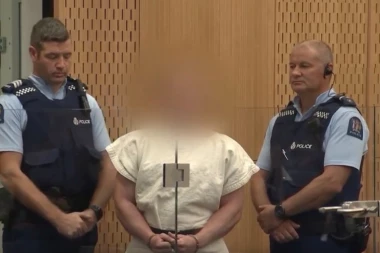 Sačekuša pred sudom na Novom Zelandu: Muškarac nožem hteo da presudi Tarantu!