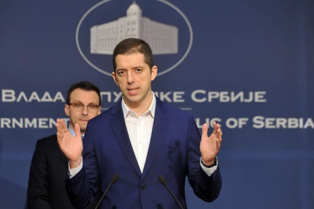 "SRBIJA ĆE VODITI NACIONALNU, ODGOVORNU, SPOLJNU POLITIKU, PRUŽENE RUKE, ČUVAJUĆI DOSTOJANSTVO" Ministar Đurić poručio bitnu stvar!