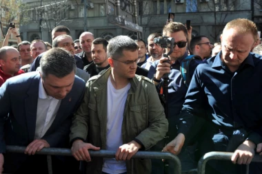 Lideri Saveza za Srbiju traže sastanak sa patrijarhom: Evo kako je crkva odgovorila!