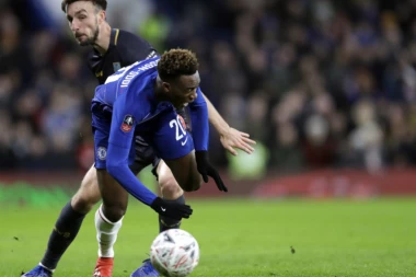 (VIDEO) Konačno dobre vesti: Fudbaler Čelsija ozdravio!