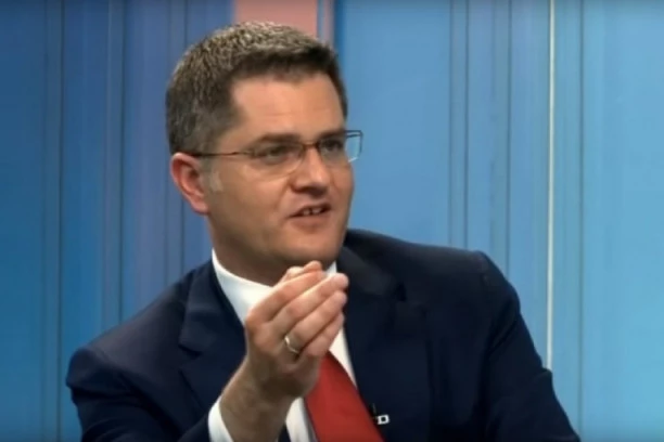 JEREMIĆ OTVORIO NOVI FRONT U SRPSKOJ OPOZICIJI: Sada je za metu izabrao baš NJEGA, OPTUŽUJE GA DA RADI ZA VUČIĆA!