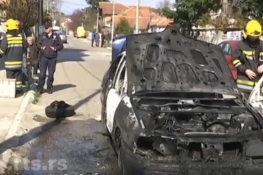 (VIDEO) Jeziva scena u Jagodini: Žena videla muškarca u plamenu, eksplozija ugljenisala auto