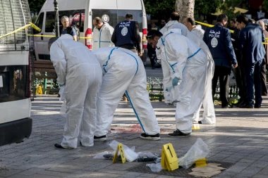 HOROR KOD SLANOG JEZERA! MUŠKARAC BRUTALNO LIKVIDIRAN: Policija odmah uhapsila ubicu!