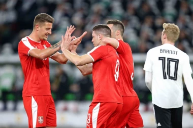 Ne gledaju samo Jovića: Juventus poslao skauta da motri na dva Srbina!