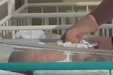 ČUDO U BJELJINI: Majka zaražena koronom rodila ovakvu bebu